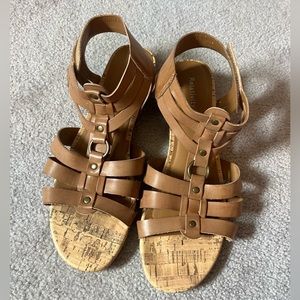 Women’s sandals